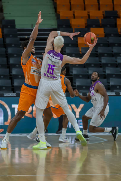 够拉开分差 够拉开分差