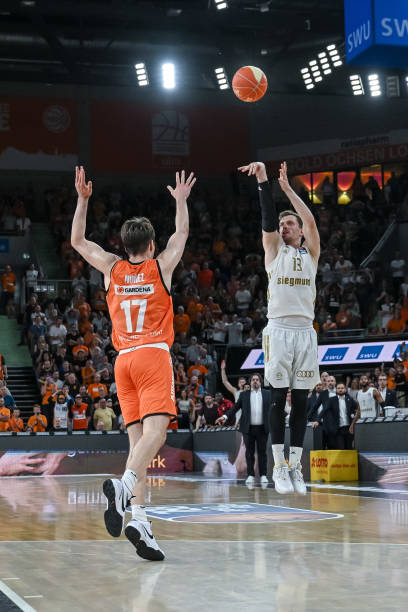 及俱乐部方 及俱乐部方